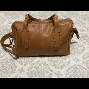 Lucky Brand tan leather purse